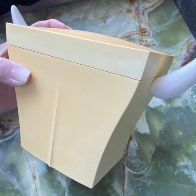 Rare Vintage 1990s Mr Meumeu Parmesan Cheese Grater Philippe Starck for Alessi For Sale - Image 11 of 12