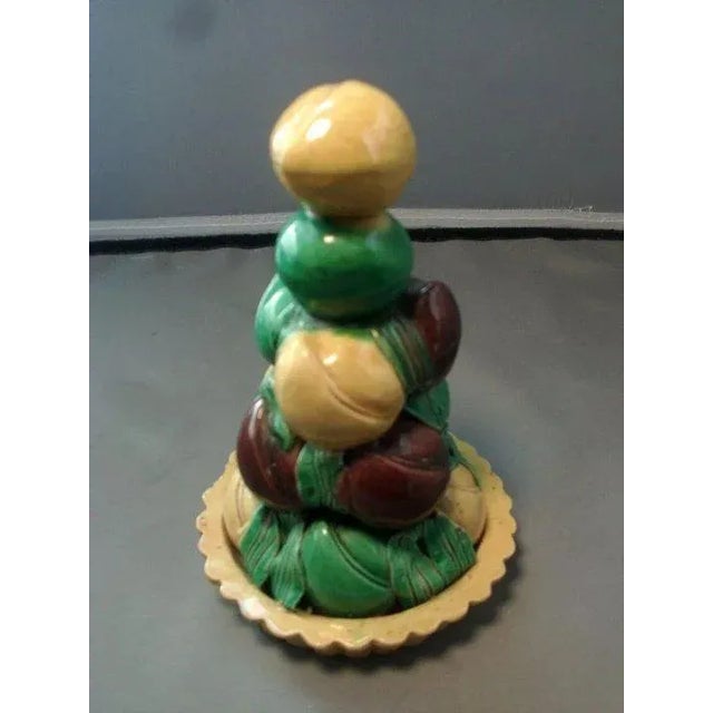 Chinese Porcelain Altar Temple Fruit Pyramid 18th / 19th Century in Famille Vert Glaze For Sale In New York - Image 6 of 7