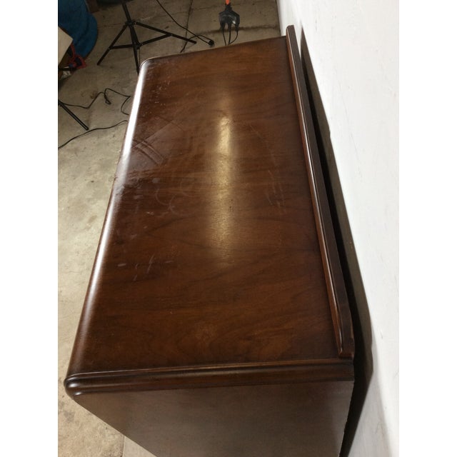 Antique Art Deco Compact Server With Waterfall Top For Sale In Philadelphia - Image 6 of 17