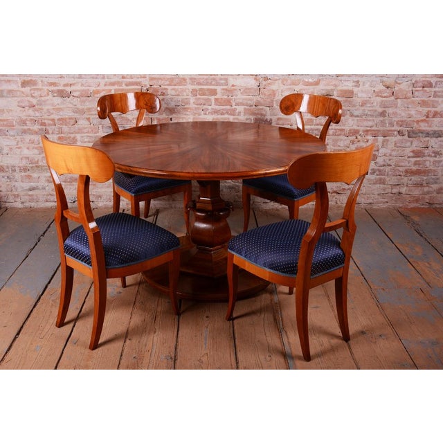 Biedermeier Walnut Dining Table, Austria, 1820s For Sale - Image 12 of 13