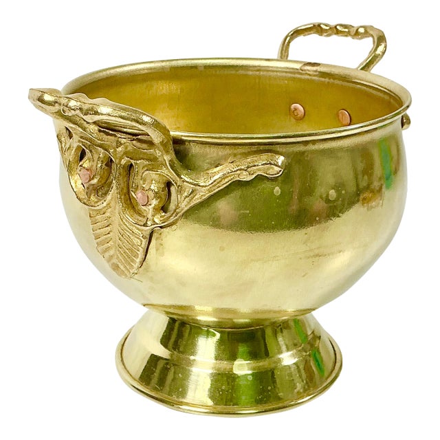 Mid-Century Hollywood Regency Boho Chic English Traditional Style Pedestal Brass Planter For Sale