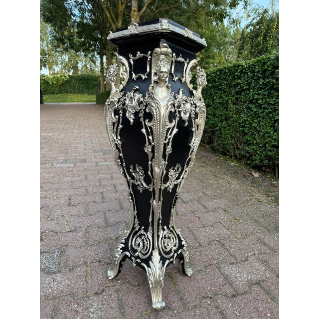 Black 1980 Italian Baroque Black Silver Resin Pedestal 1pc For Sale - Image 8 of 13