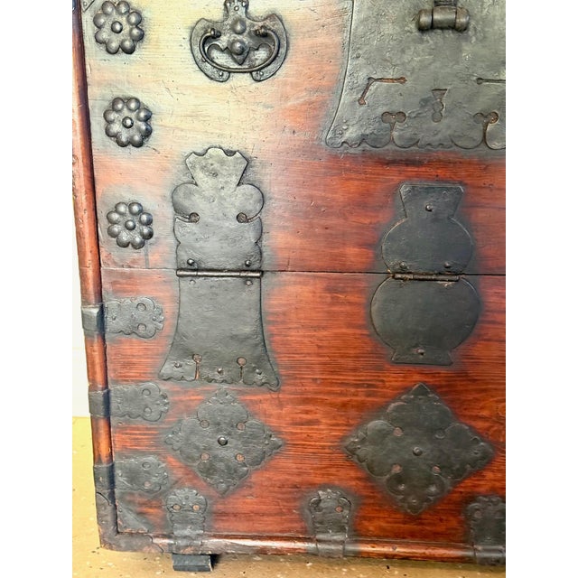Rare Korean Gangwon Do Bandaji Chest Dynasty For Sale In Atlanta - Image 6 of 18