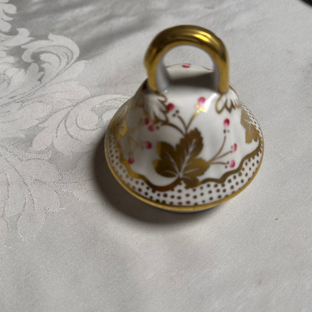 1900s Royal Chelsea Gold Ivy Covered Sugar Bowl For Sale In Detroit - Image 6 of 6
