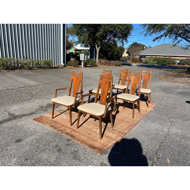 Mid-Century Modern 1960s Young Manufacturing Mid Century Walnut Dining Chairs - Set of 6 For Sale - Image 3 of 9