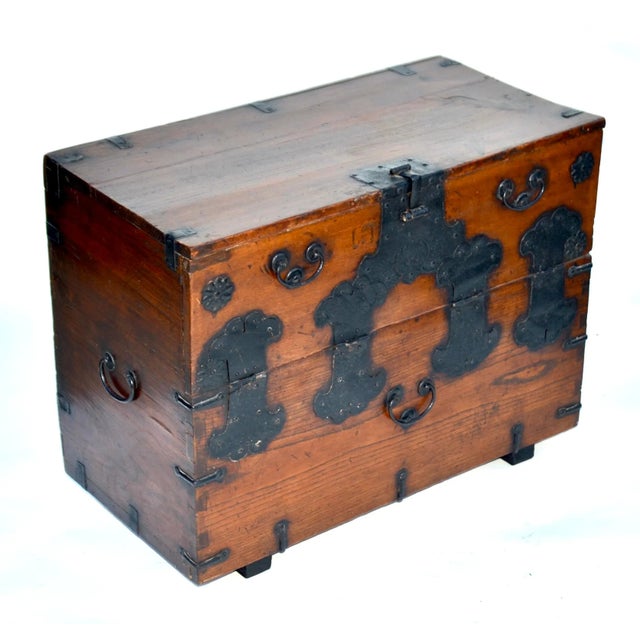 Asian Antique Antique Korean Bandaji Elm Blanket Chest, C. 1860 For Sale - Image 3 of 7