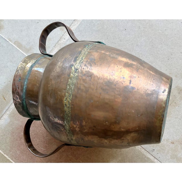 Late 19th-Century Belly Amphora-Shape Double-Handled Cramp Seam Copper Vessel For Sale - Image 11 of 18