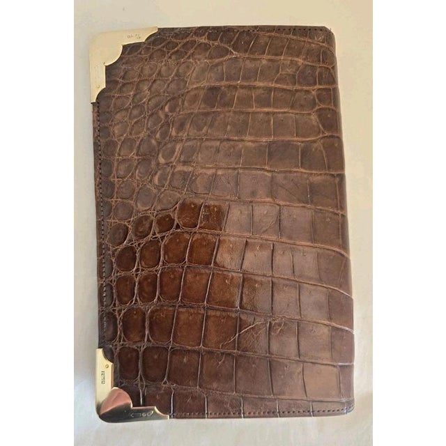 Antique Early 20th Century Crocodile Skin & 9ct Gold Gentlemans Wallet For Sale - Image 3 of 18