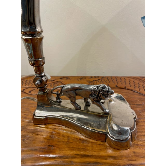 1940s Late Art Deco Silver Plated Lion Base Table Lamp With Art Glass Shade For Sale - Image 4 of 6