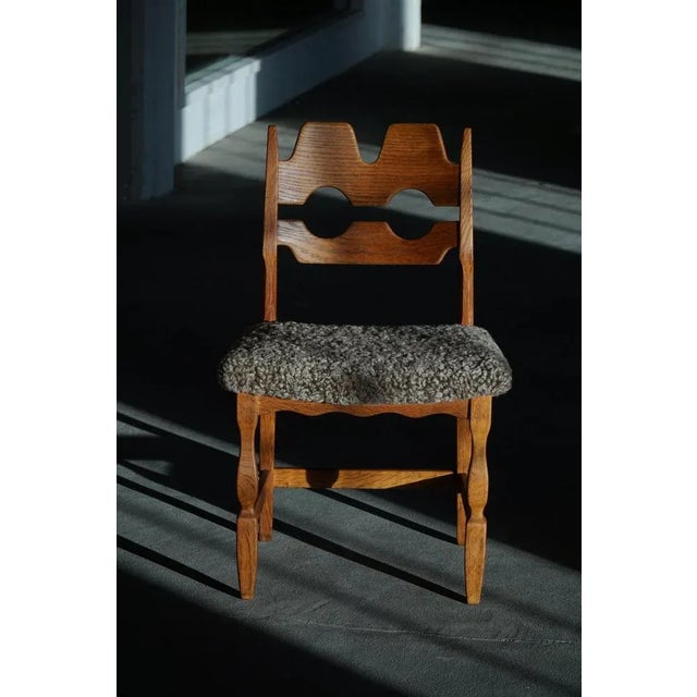Vintage Razorblade Chairs in Oak and Lambswool by Henning Kjærnulf, 1960s, Set of 6 For Sale - Image 4 of 18