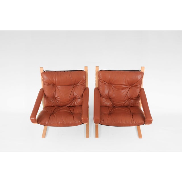 Vintage Siesta Chairs in Cognac Leather and Plywood by Ingmar Relling for Westnofa, 1960s, Set of 2 For Sale - Image 5 of 5
