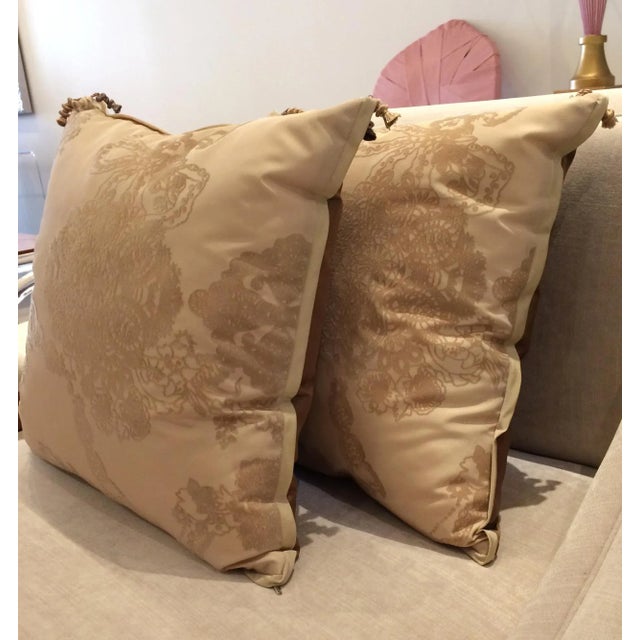 Contemporary Contemporary Cream Flocked Pillows - a Pair For Sale - Image 3 of 10