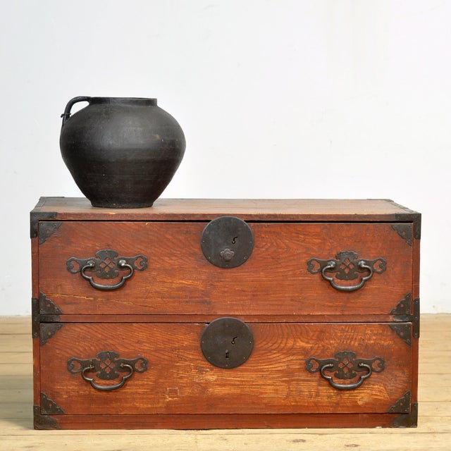 Antique Earthenware Pot from Moldova, 1850 For Sale - Image 6 of 7