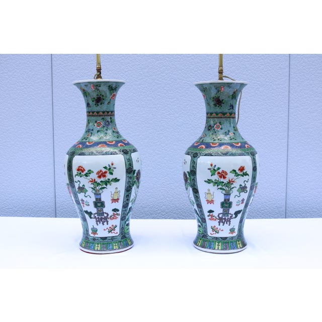 Chinese Porcelain Baluster Vase Table Lamps 19th-Century Famille Verte, a Pair For Sale - Image 12 of 17
