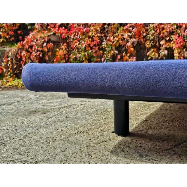 Italian Modernist Marlo Bed attributed to Afra and Tobia Scarpa for Molteni, 1982 For Sale - Image 11 of 15