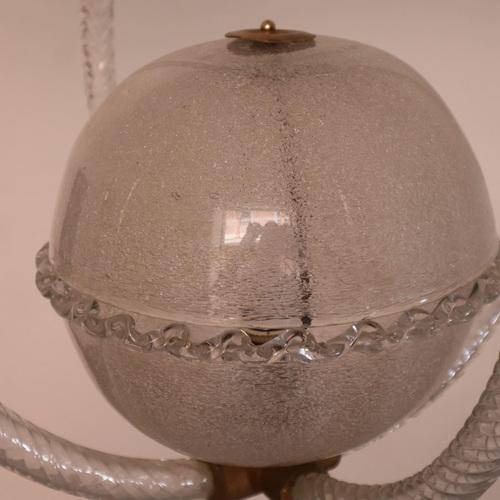 An exceptional 1-light chandelier by Barovier & Toso, a unique and fascinating piece from the 1940s. Product : Vintage...