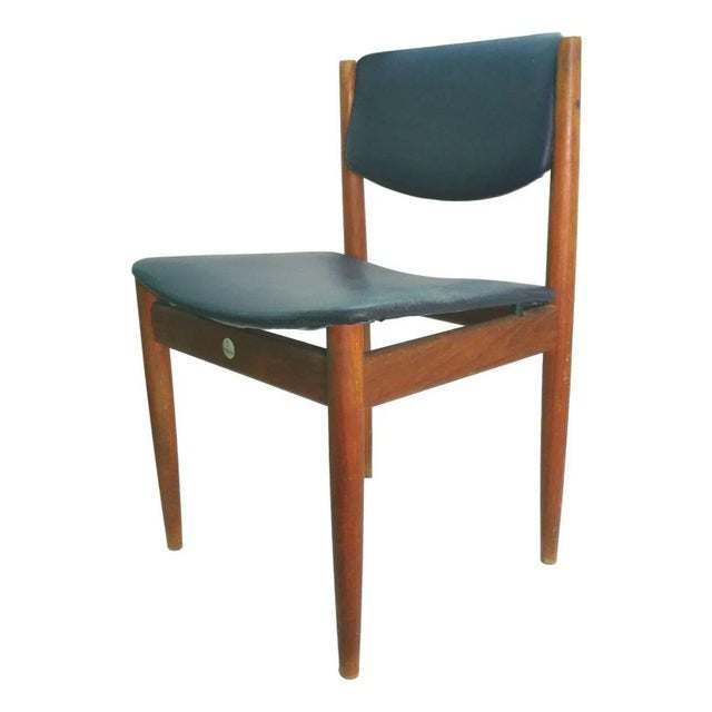 Danish collectible chair, model ''197'', manufactured by France & Son based on a design by Fill juhl, mid 60s Made on teak...