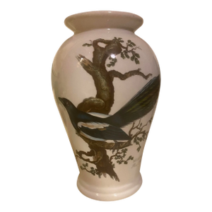 Portmeirion Birds of Britain 8” Canton Vase Magpie