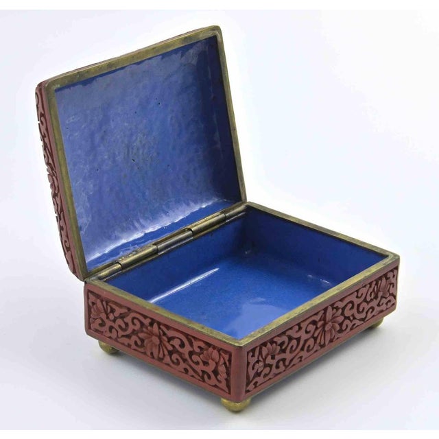 Vintage Chinese box in sealing wax. China Mid-20th Century. 4x10x8 cm. Good conditions.