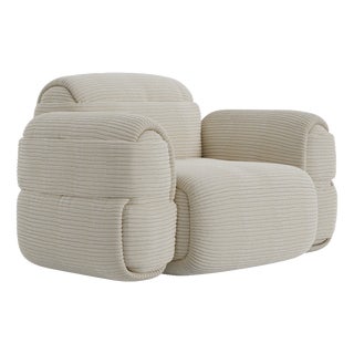 Elsa Lounge Chair by Ottiu For Sale