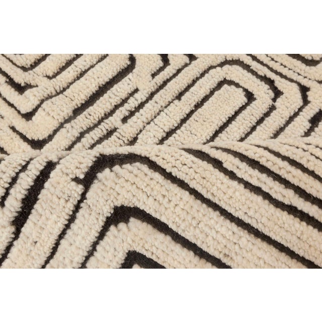 Modern Quagmire black and white geometric wool rug by Doris Leslie Blau Measures: Size: 13'4" × 23'3" (406 × 708 cm)....
