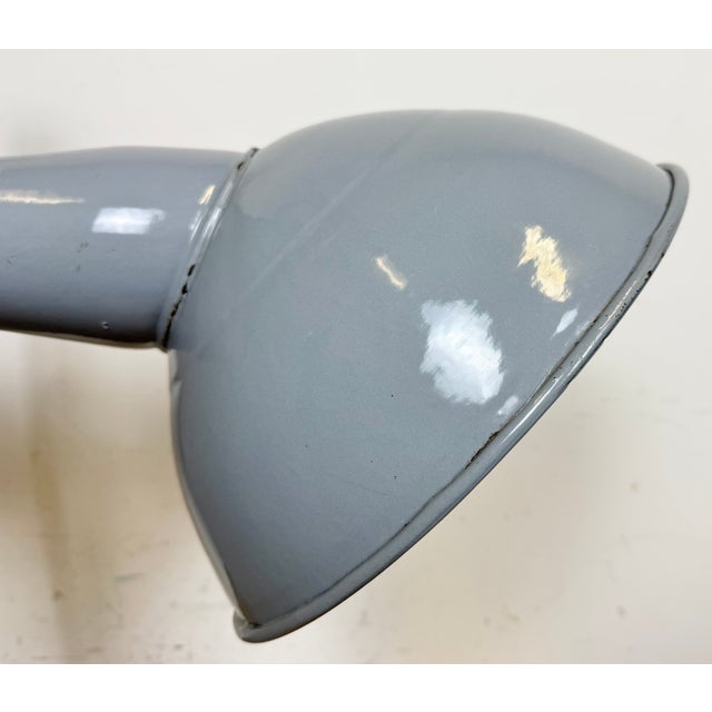 British Industrial Grey Enamel Factory Wall Lamp, 1960s For Sale - Image 9 of 18
