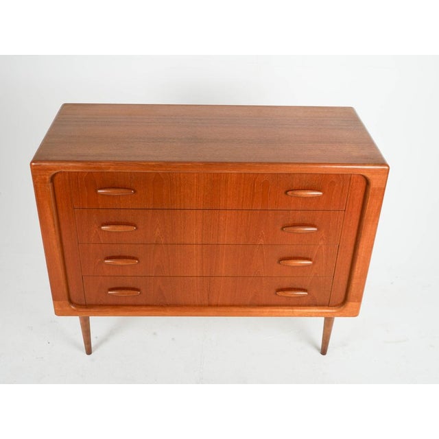 1960s Vintage Teak Chest of Drawers from Dyrlund, 1960s For Sale - Image 5 of 8