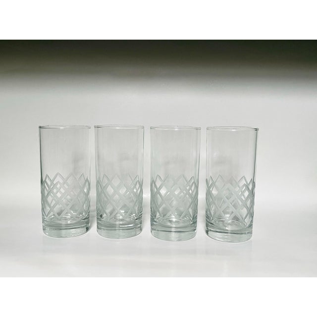 Transparent 1940’s Frosted Latticework Tumblers - Set of Four For Sale - Image 8 of 9