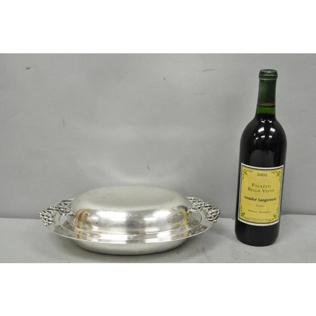 Vintage Reed & Barton Nordic 1152 Silver Plated Covered Vegetable Serving Dish. Circa Mid 20th Century. Measurements: 3.5"...