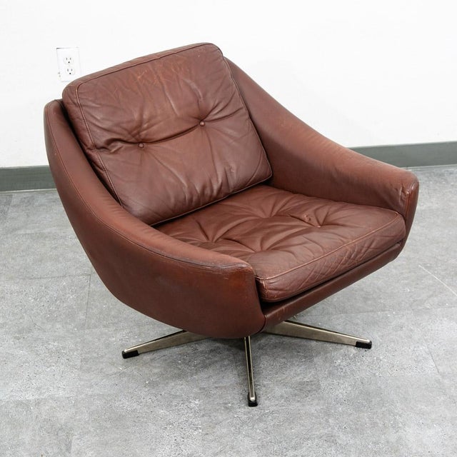 Mid Century Danish Modern Lounge Chairs Swivel Brown Leather Armchair Vintage Vg For Sale - Image 9 of 12