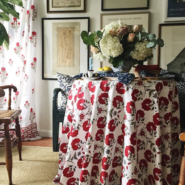 Contemporary Janvi Red Round Tablecloth, 90-Inch For Sale - Image 3 of 4