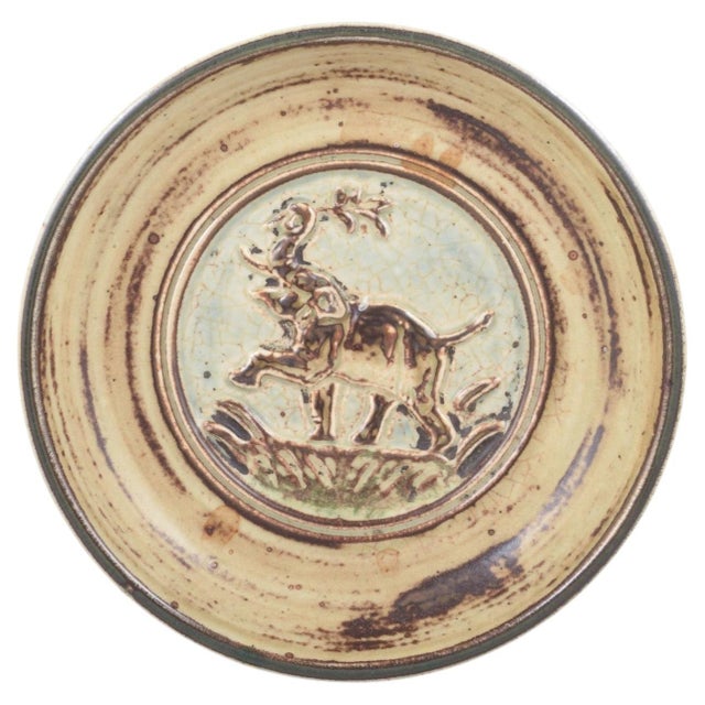 1970s Round Stoneware Dish with Relief of Elephant by Knud Kyhn for Royal Copenhagen, 1970s For Sale - Image 5 of 5