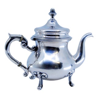 Silver Coffee Pot with Feet and Knob Lid For Sale