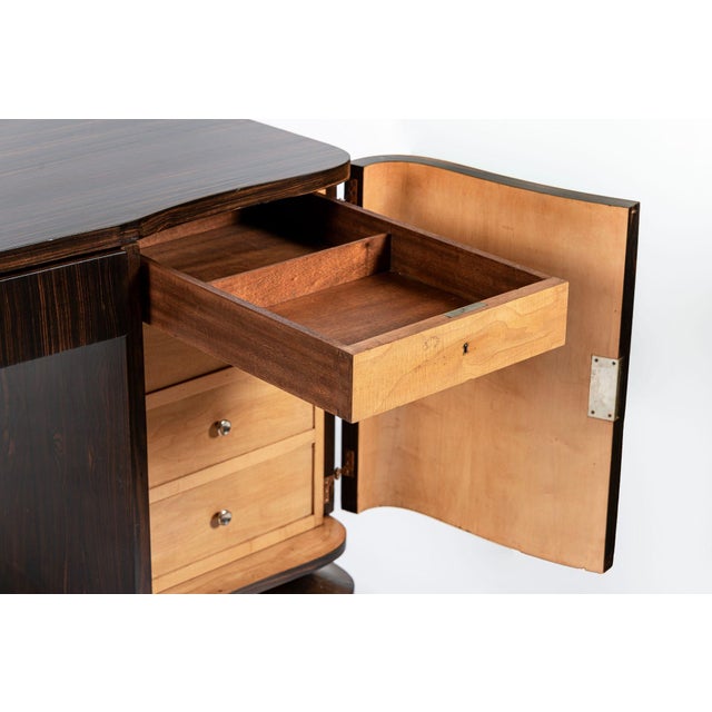 1930s Exceptional Antique Art Deco Large Macassar Ebony Wood Executive Desk For Sale - Image 5 of 13