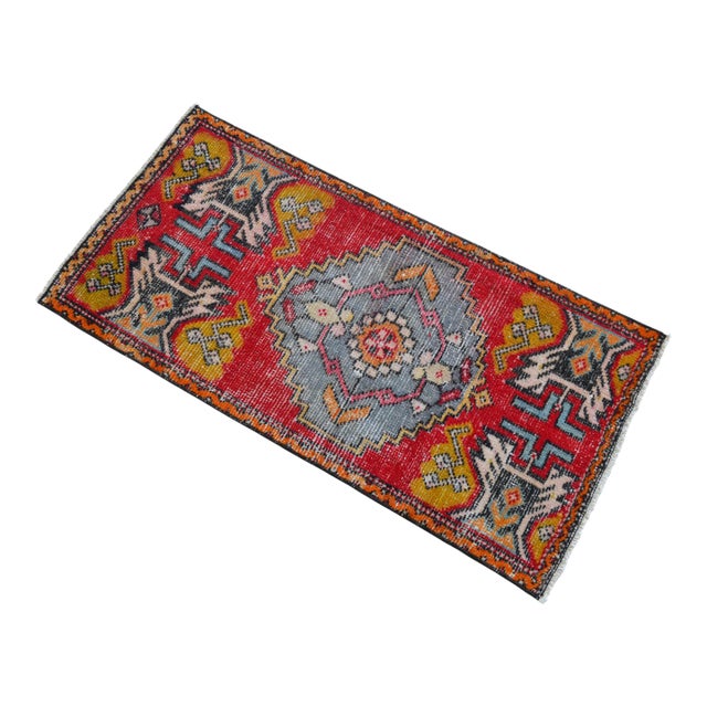 1970s Hand Knotted Small Rug Low Pile Yastik Rug Entry Door Mat - 20'' X 41'' For Sale