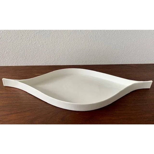 White 1990s Arabia Finland Pro Arte Kayak Bowl By Markku Salo For Sale - Image 8 of 8