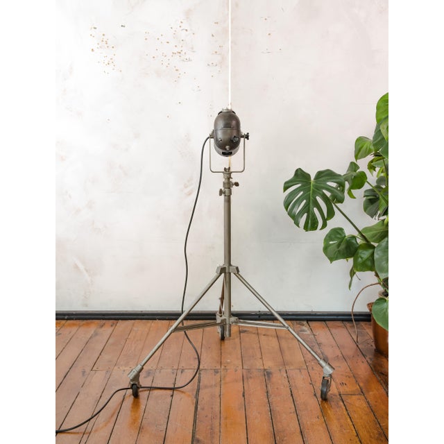 1950s Fresnel Theater Projector Floor Lamp from Lita, France, 1950s For Sale - Image 5 of 18