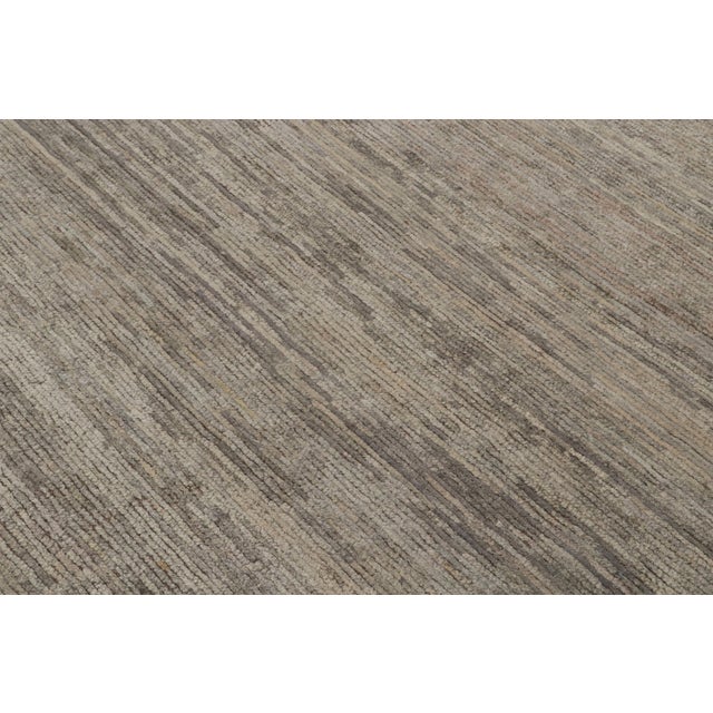 Contemporary Rug & Kilim’s Contemporary Textural Rug in Gray and Beige Tones For Sale - Image 3 of 7