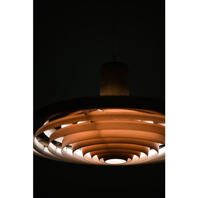 Copper Langelinie Pendant in Copper and Lacquer attributed to Poul Henningsen, 1950s For Sale - Image 8 of 9