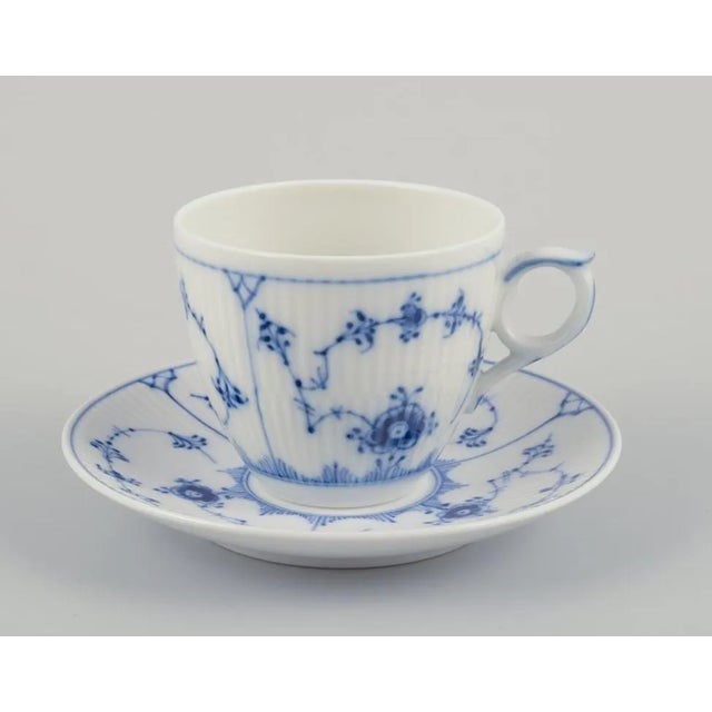 Royal Copenhagen Blue Fluted Plain. Six coffee cups with saucers. Model number 1/2162. Dating: 1975-1979. Marked. First...