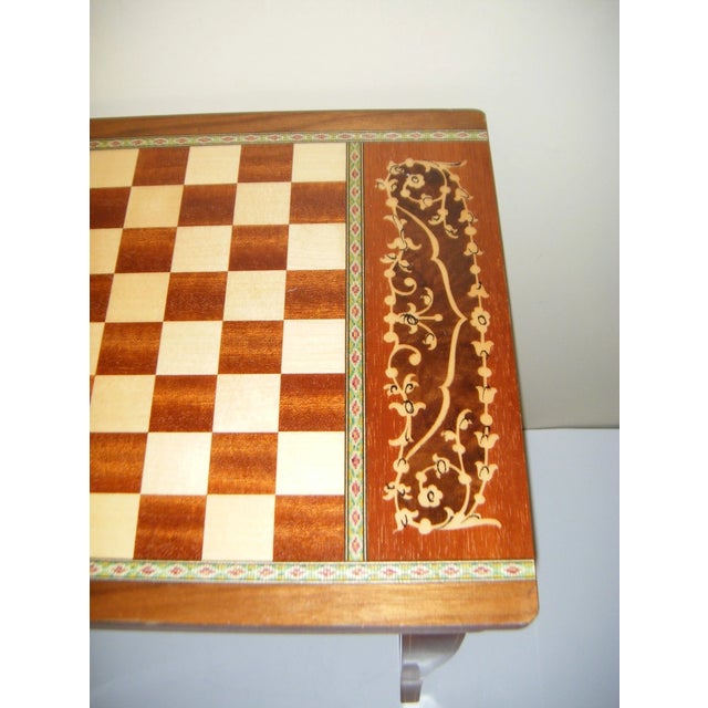 Vintage MCM Inlaid Wood Chess Board Table Made in Italy For Sale In Houston - Image 6 of 7