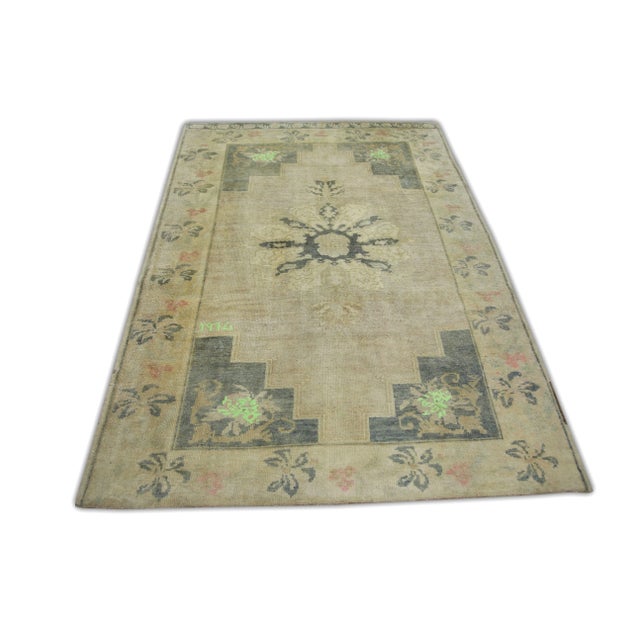 Vintage Turkish Rug 4'10" x 6'11" For Sale In Houston - Image 6 of 7