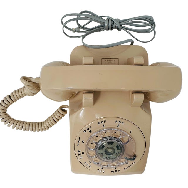 Metal Vintage I T T Model 500 Beige Rotary Phone | Working 1983 Desk Telephone | Polished | Original Cords | Smooth Dial Movement For Sale - Image 7 of 14