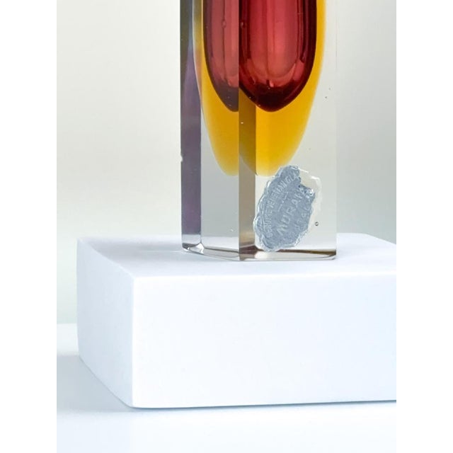1960s Murano Faceted Red and Yellow Sommerso Glass Vase from Mandruzzato, 1960s For Sale - Image 5 of 9