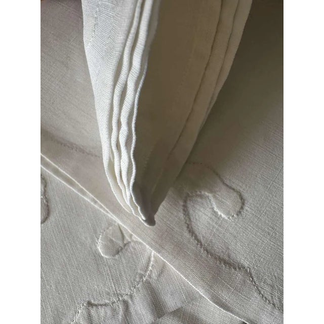 Vintage French Cotton Napkins, Set of 5, Hand Embroidered Corner Motif, Heirloom Trousseau Napkins, Soft White Napkins, Fine Table Linen For Sale - Image 4 of 9