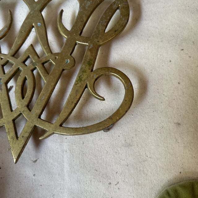 1970s Large Brass Williamsburg Trivet For Sale In Atlanta - Image 6 of 10