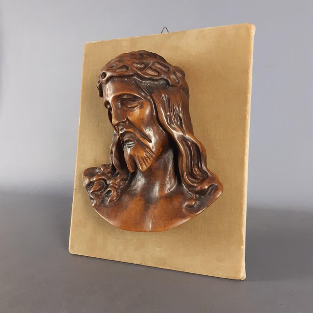 Vintage Italian Carved Wooden High Relief of Christ, 20th Century For Sale - Image 3 of 14