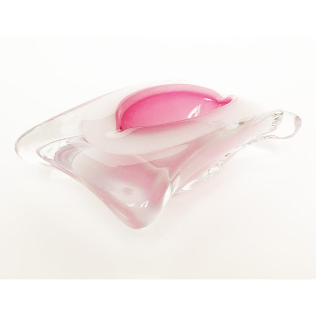 Voluptuous multi-toned Murano Glass Bowl with pink center, 1960s. Excellent condition.