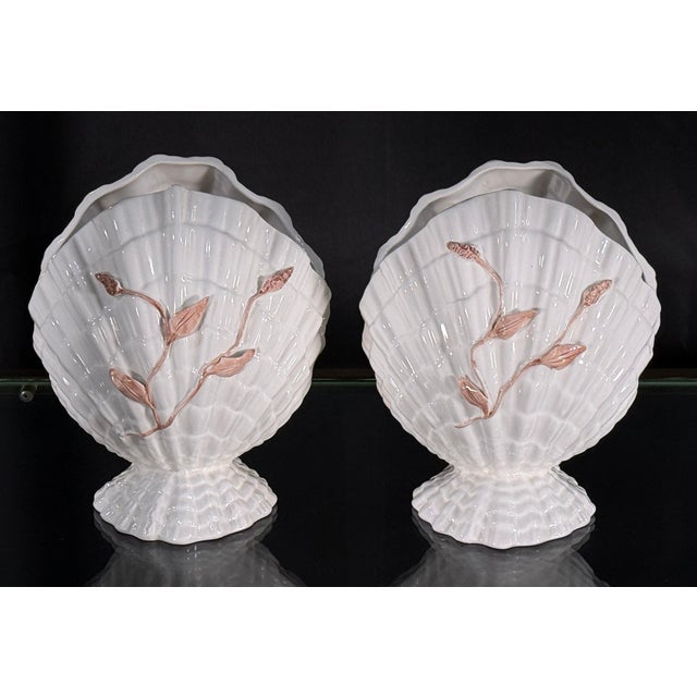 Mid 20th Century Vintage 1960's Italian White Ceramic Scallop Shell Cache Pots - A Pair For Sale - Image 5 of 8