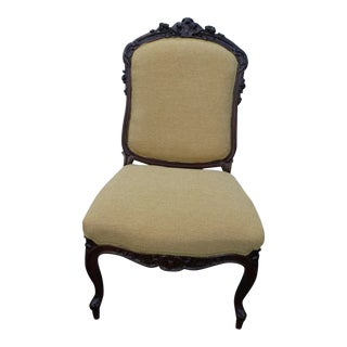 Late 19th Century French Victorian Carved Rosewood Side End Chair with New Beige Upholstery For Sale